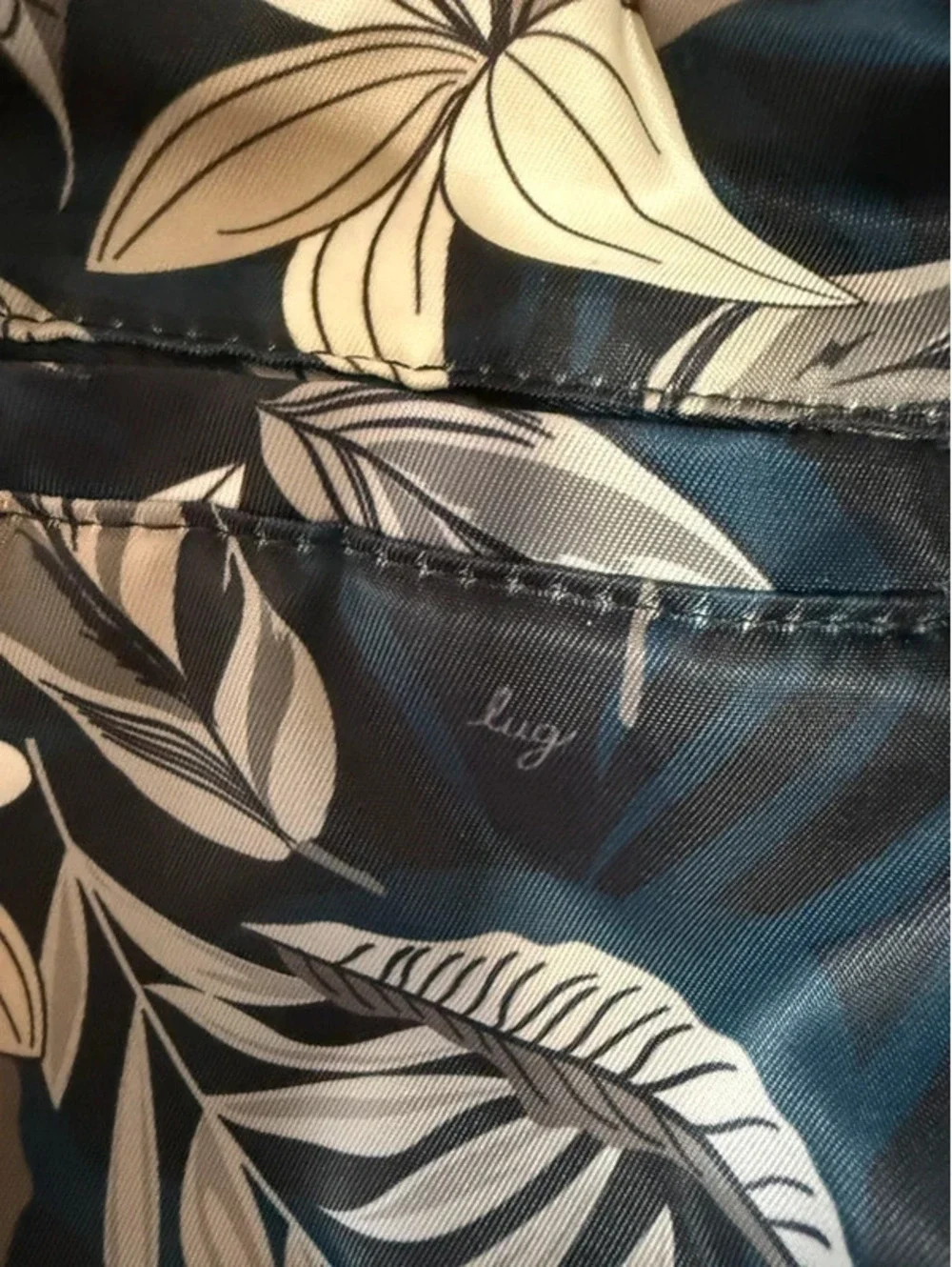 Lug beautiful quilted